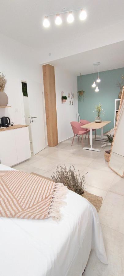 Luna Serene - Gym Rooms Zadar Eksteriør billede
